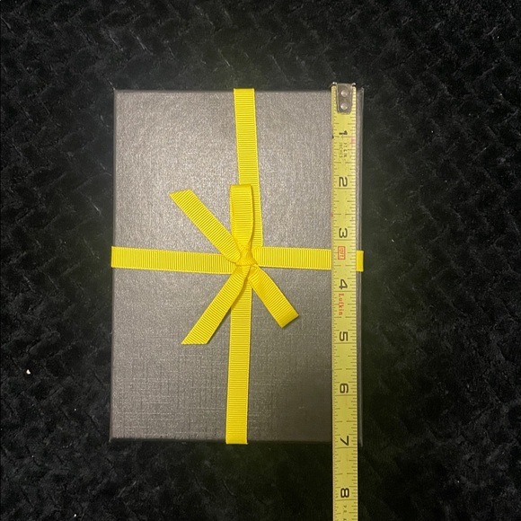 Gift Box with Yellow Ribbon - Picture 7 of 7